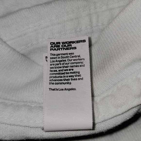 Graphic Tee Los Angeles Apparel L Gun Print "Dont Get Caught Lacking" - Picture 6 of 6